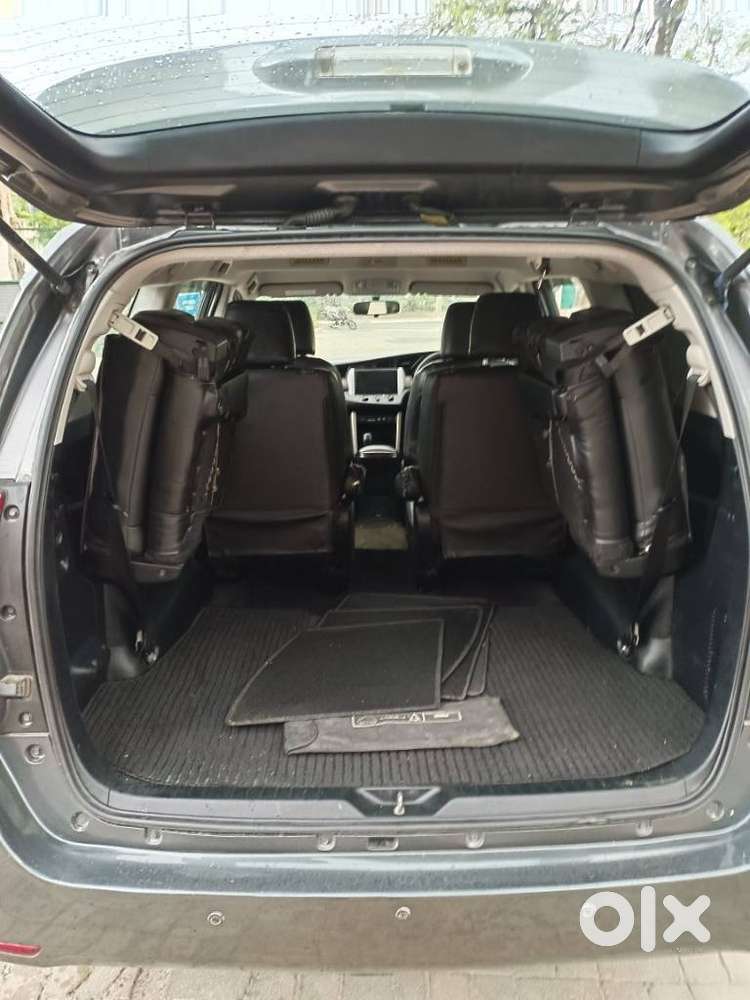 Toyota Innova Crysta 2.8 Gx At, 2017, Diesel