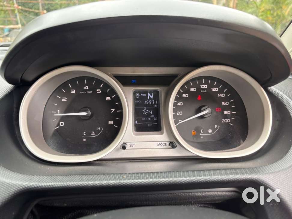 Tata Tiago 1.2 Revotron Xza, 2017, Petrol