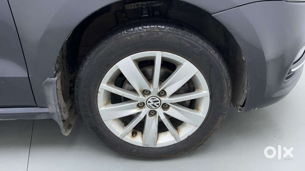 Volkswagen Polo 2009-2013 Petrol Highline 1.2l, 2015, Petrol