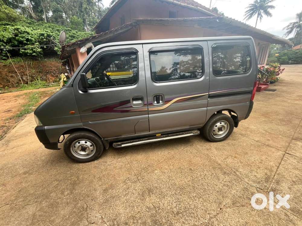 Maruti Suzuki Eeco 2010 Petrol Well Maintained