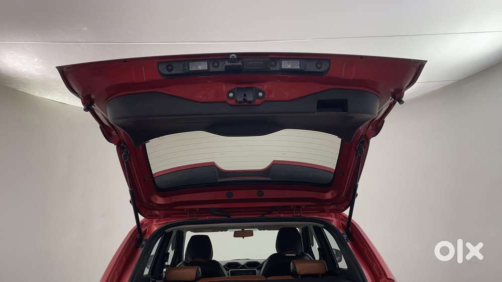 Nissan Magnite 1.0 Xv Premium Turbo Cvt, 2022, Petrol