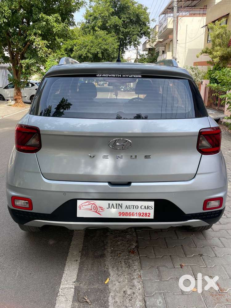 Hyundai Venue S 1.2 Petrol, 2022, Petrol