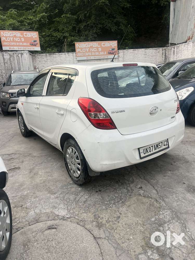 Hyundai I20 Petrol Cvt Magna Executive, 2011, Petrol