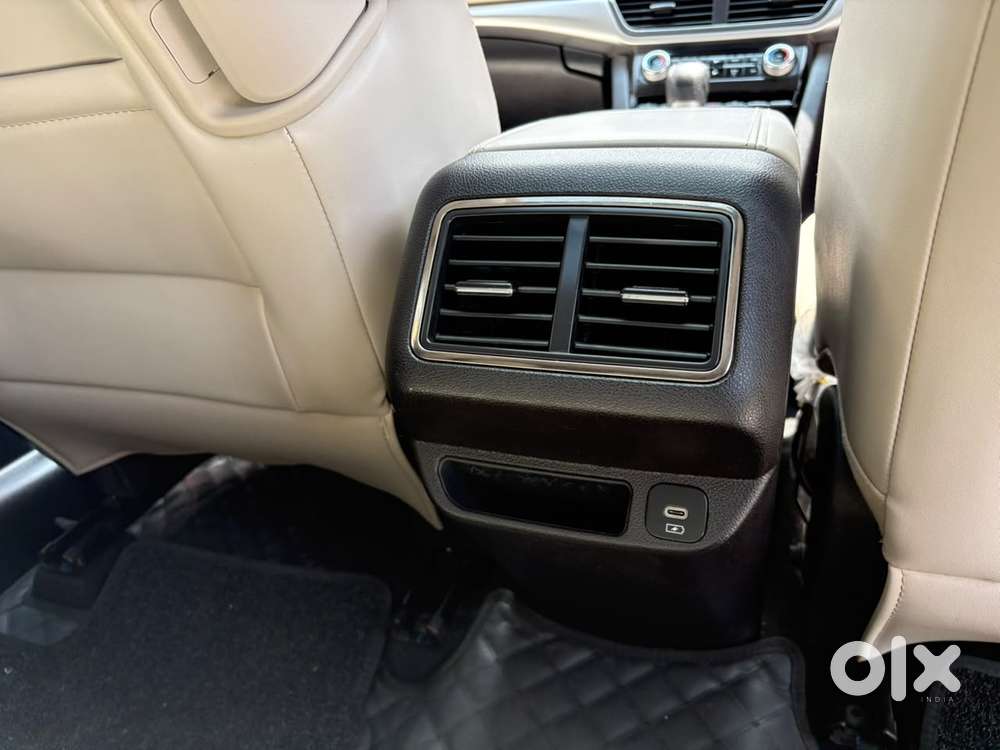 Mahindra Xuv700, 2024, Petrol