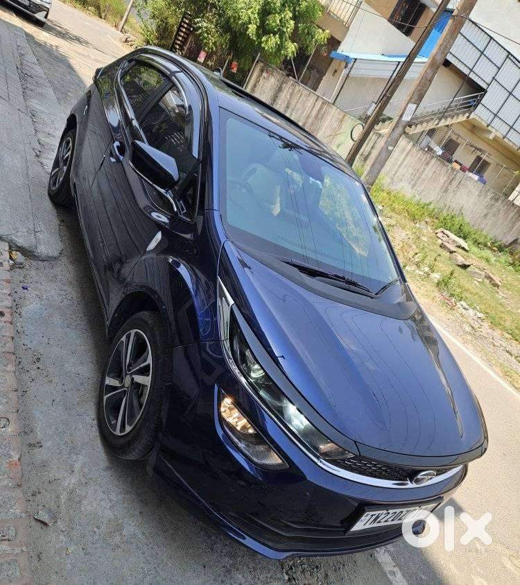Tata Altroz Xza Plus (s), 2023, Petrol
