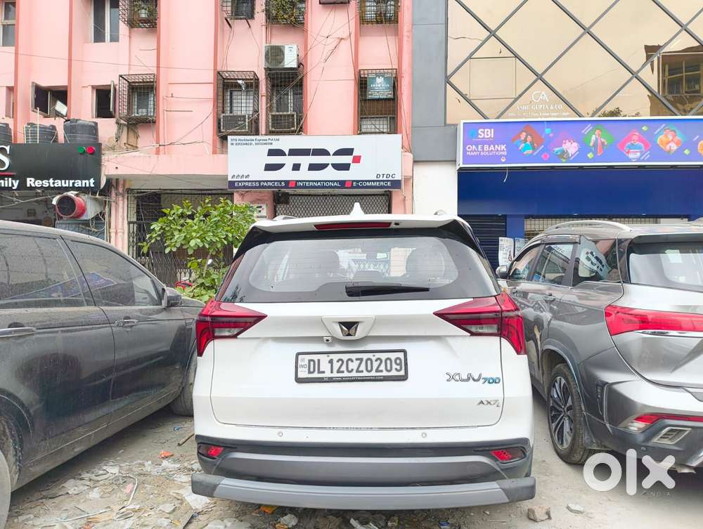 Mahindra Xuv700 2.0 Ax 7 Petrol At Luxury Pack Str, 2025, Petrol