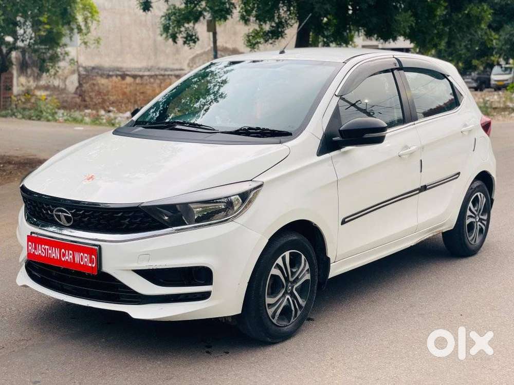 Tata Tiago 1.2 Revotron Xt (o), 2022, Petrol