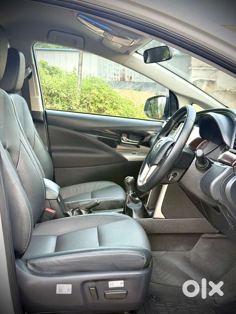 Toyota Innova Crysta 2.4 Z 7 Str, 2025, Diesel