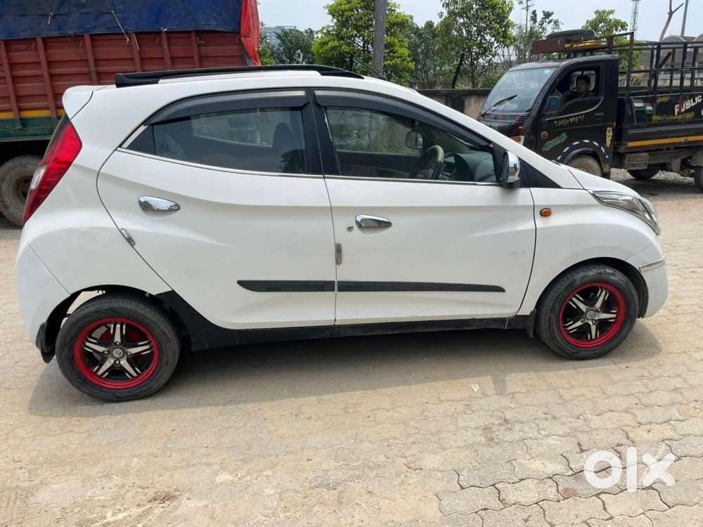 Hyundai Eon 2012 Petrol Well Maintained