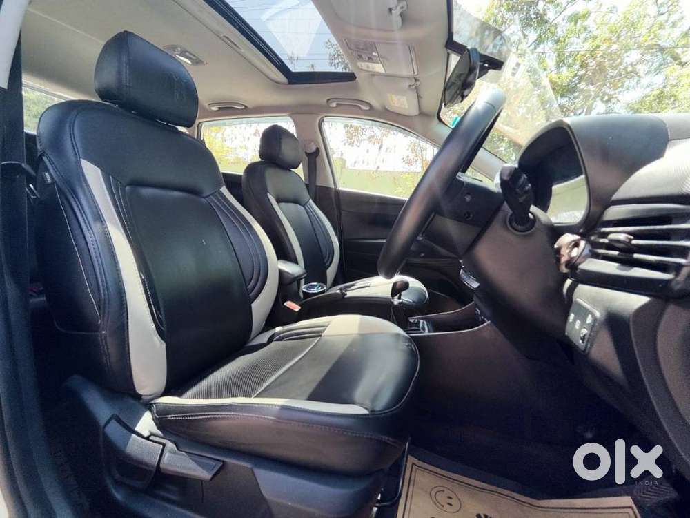 Hyundai I20 Asta (o) 1.2 Ivt, 2021, Petrol