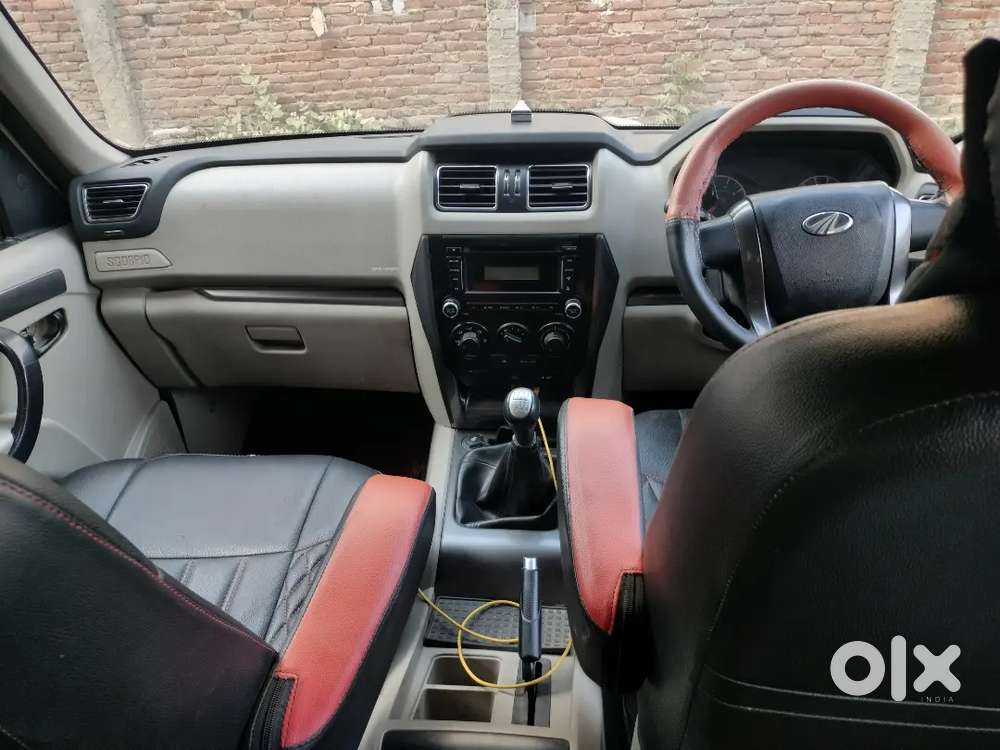 Mahindra Scorpio S7 2018