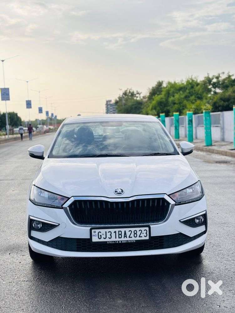 Skoda Slavia 1.0 Tsi Style At, 2024, Petrol