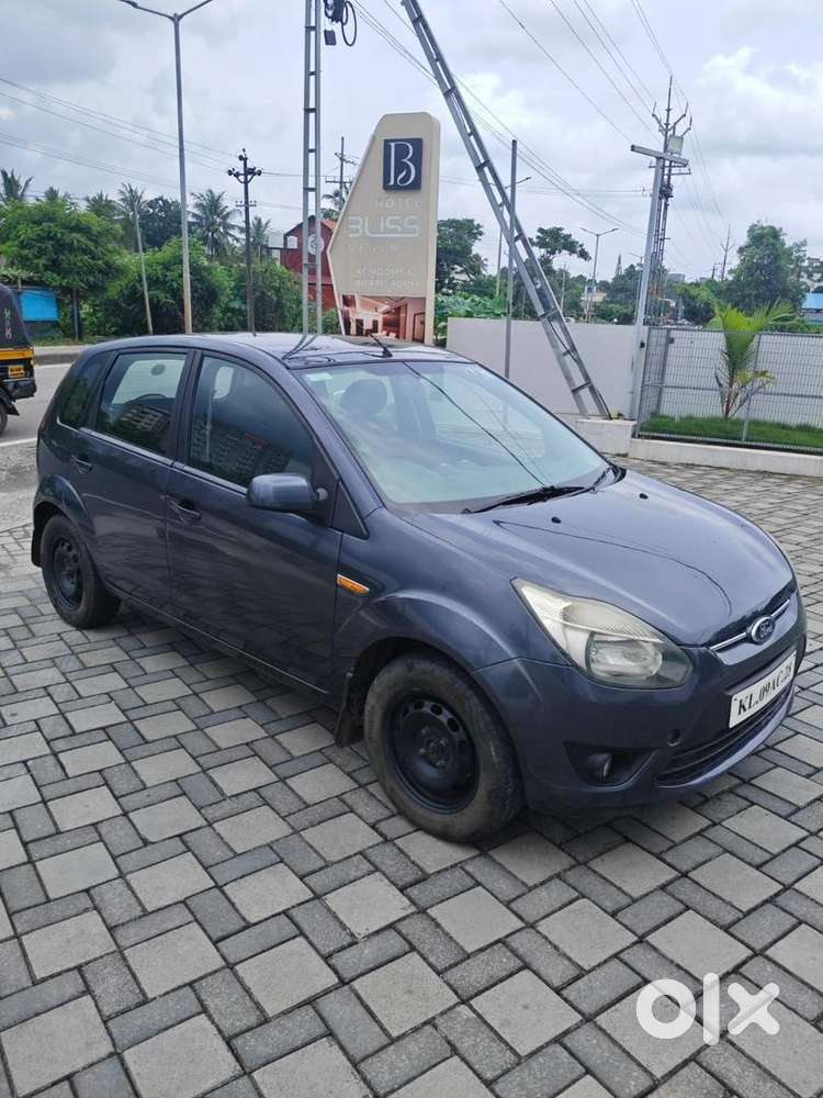 Ford Figo 2011 Diesel 118000 Km Driven