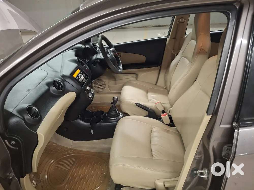 Amaze Vx Petrol 50,000 Genuine Km