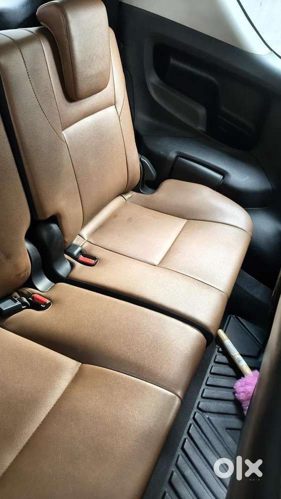 Toyota Innova Crysta 2017 Diesel Well Maintained