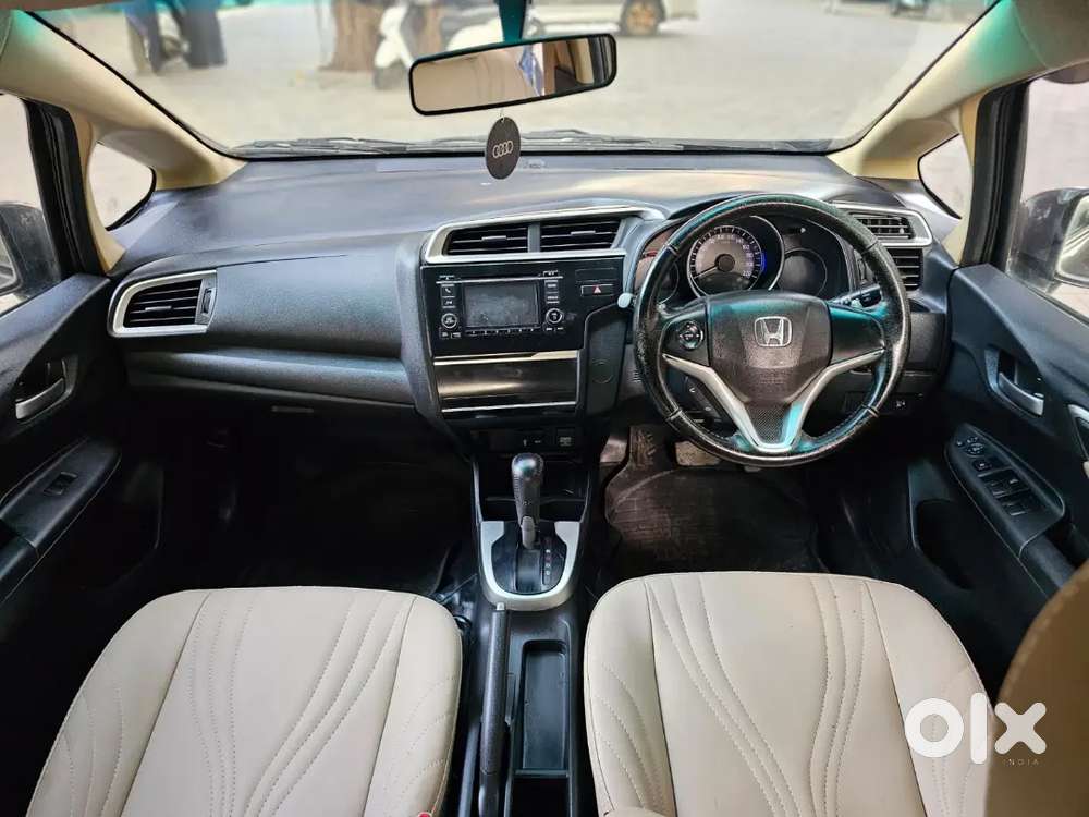 Honda Jazz 2016 Petrol Well Maintained