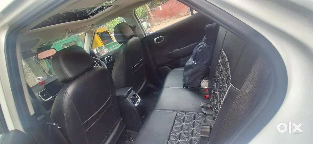 Hyundai Venue 1.0 2021 Automatic Sunroof All Service Company End Pls M
