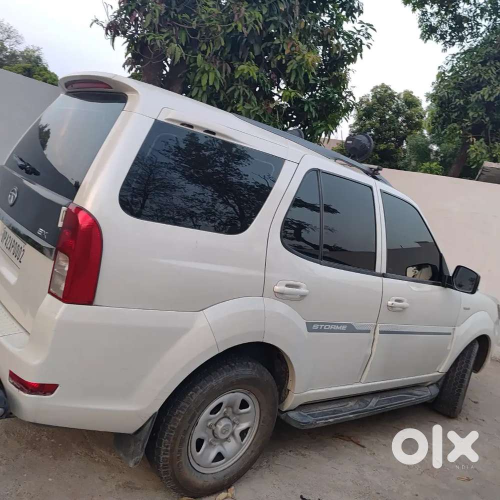 Tata Safari Storme