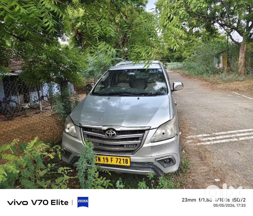 Toyota Innova 2012 Diesel 500000 Km Driven