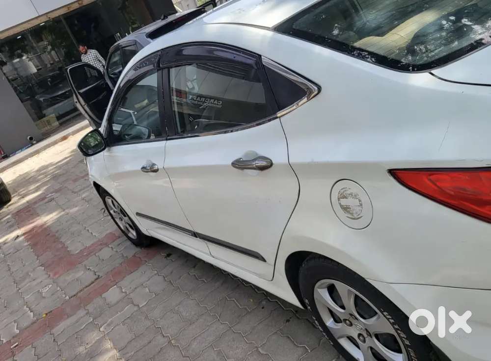 Hyundai Verna Fluidic Diesel Manual 2012 Year