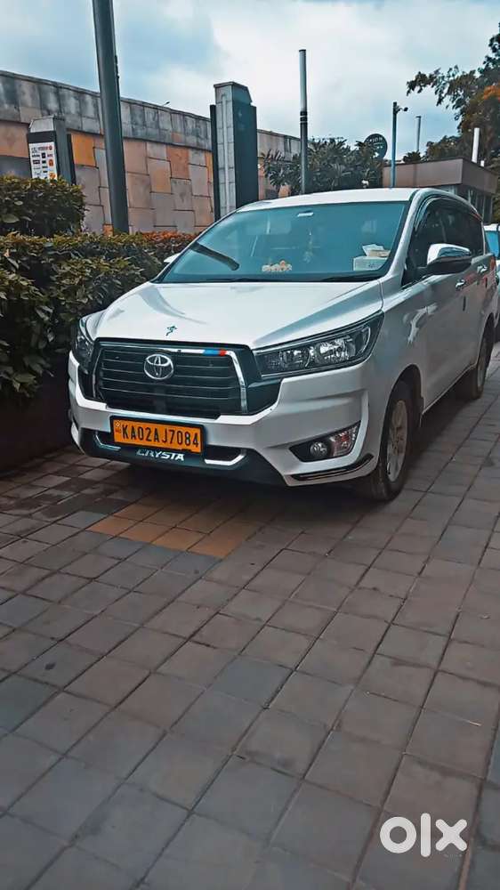 Toyota Innova Crysta 2023