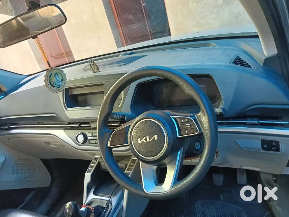 Kia Carens 2023