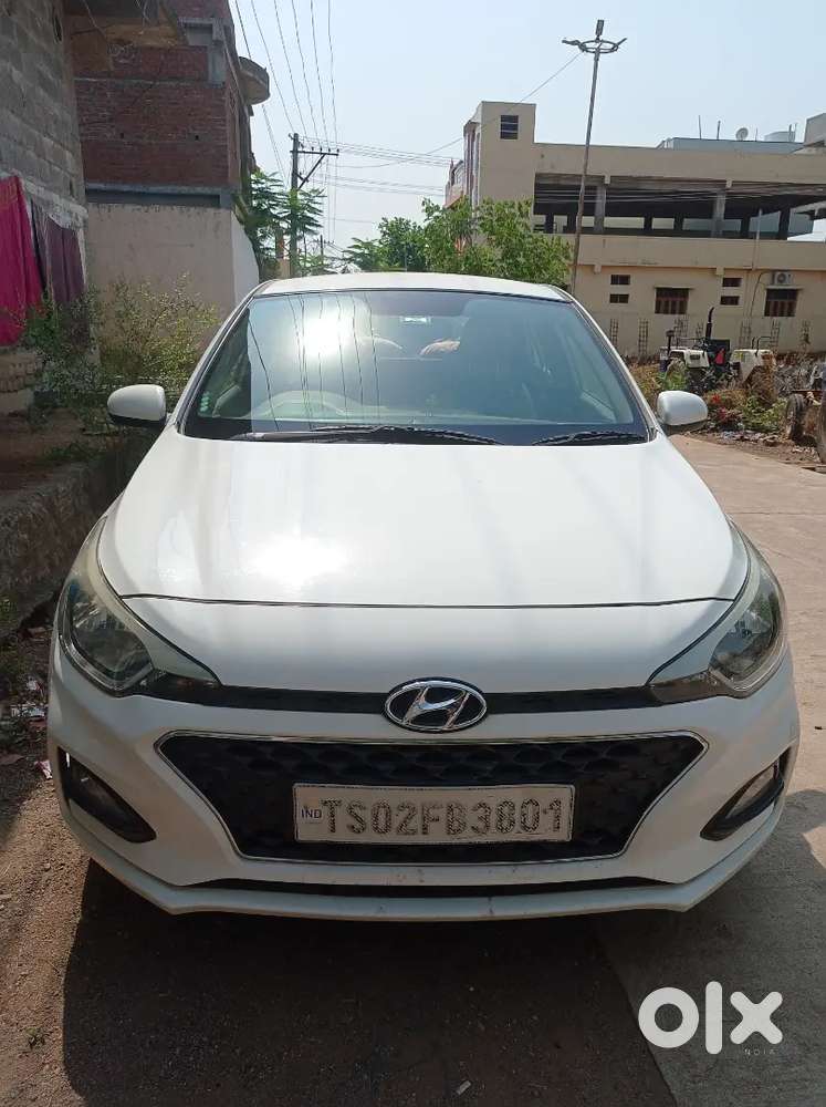 Hyundai Elite I20 2019 Petrol 18000 Km Driven