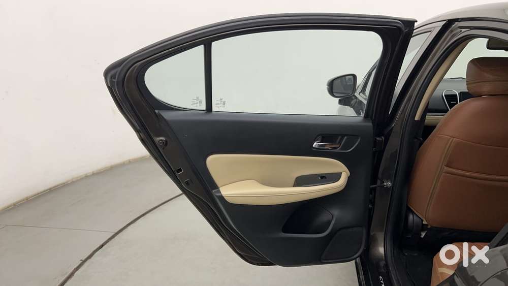 Honda City 1.5 Zx Cvt I-vtec, 2022, Petrol