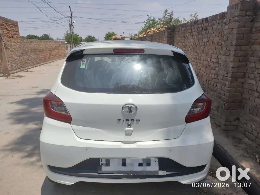 Tata Tiago 2022 Petrol 41800 Km Driven