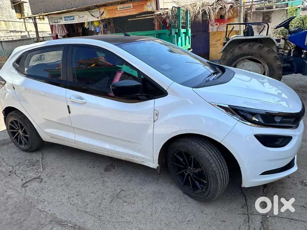 Tata Altroz 2021 Petrol Well Maintained