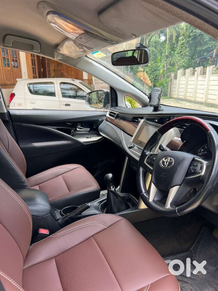 Toyota Innova Crysta 2019 Diesel Manual