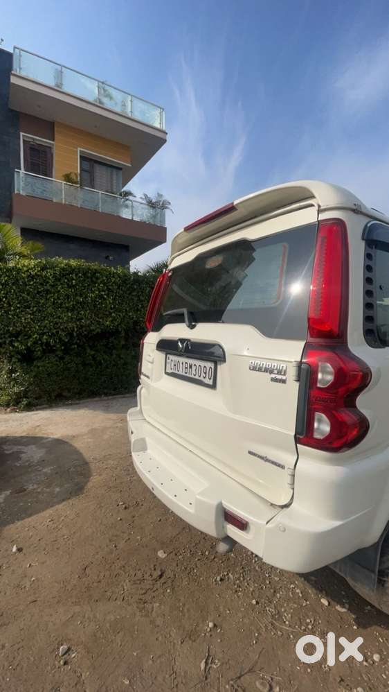 Mahindra Scorpio Classic 2017 Diesel Manual Year