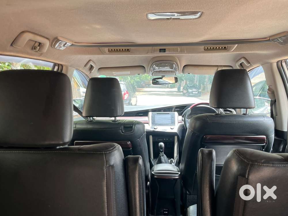 Toyota Innova Crysta 2017