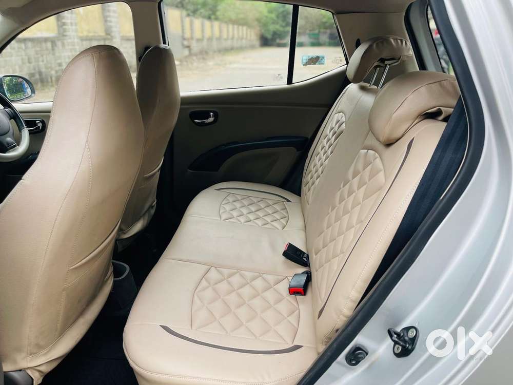 Hyundai I10 Sportz At, 2013, Petrol