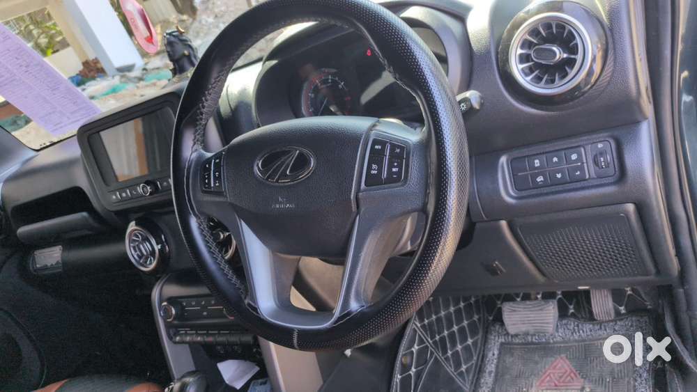 Mahindra Thar Petrol 2021