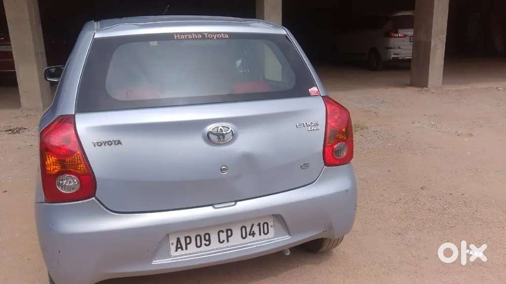 Toyota Etios Liva 2012