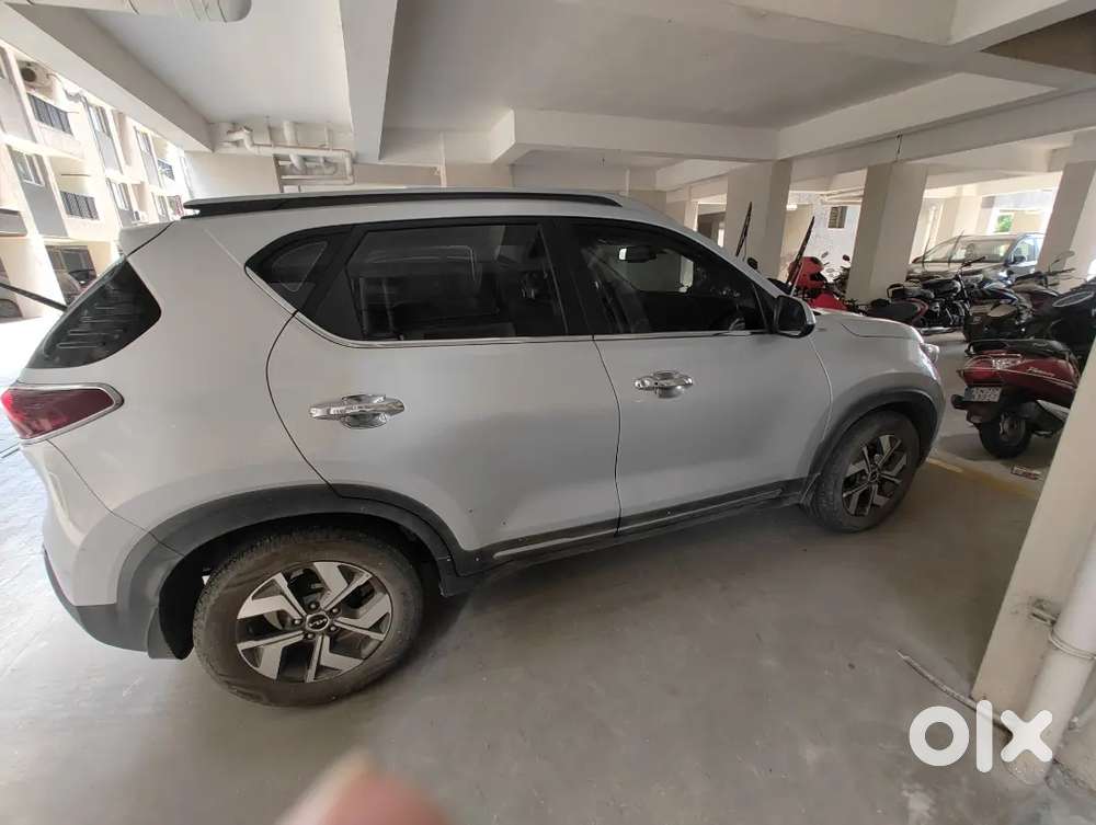 Kia Sonet 2023 Petrol 27000 Km Driven