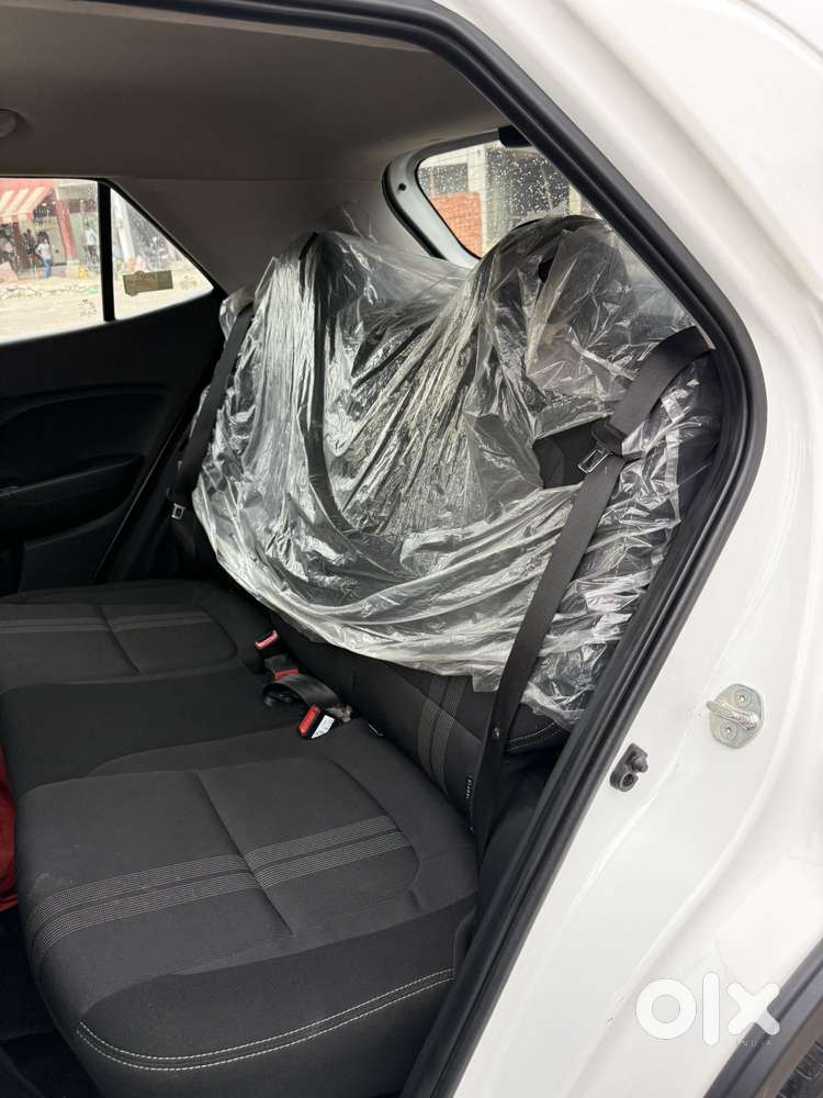 Hyundai Venue S Turbo, 2021, Petrol