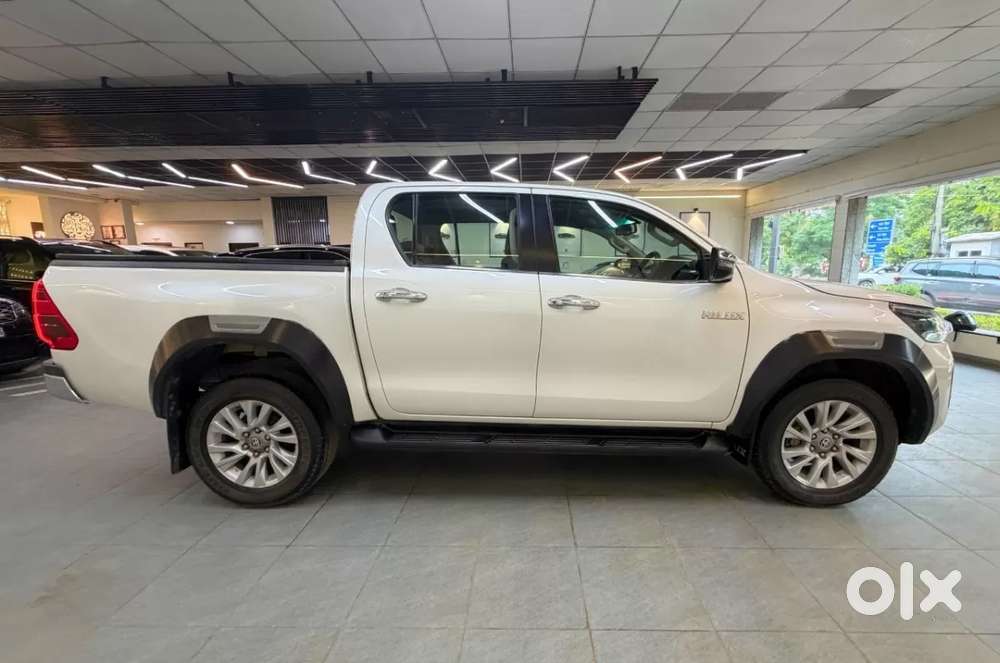 Toyota Hilux 2.8 High 4x4 Mt, 2024, Diesel
