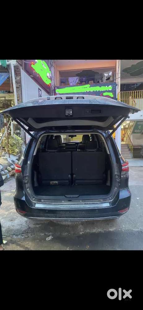 Toyota Fortuner Diesel 2015  April