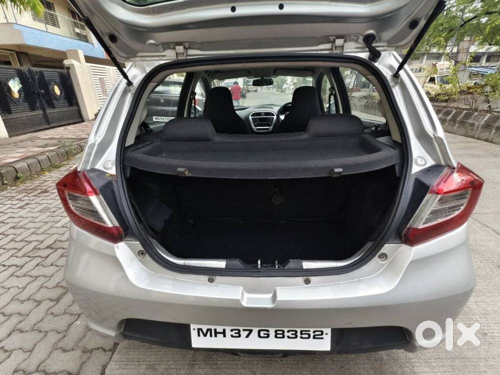 Tata Tiago 1.2 Revotron Xt, 2017, Petrol