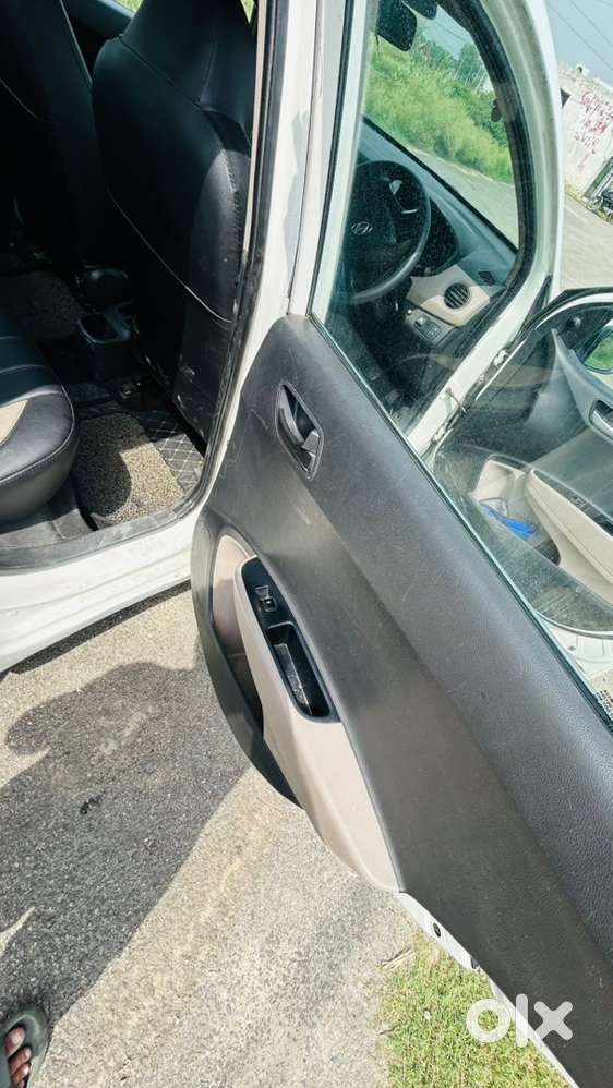 Hyundai Xcent Dual Vtvt 2016