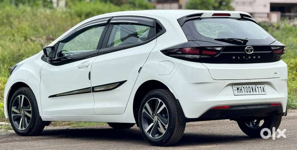 Tata Altroz 1.2 Xz Plus Rtn Dct, 2022, Petrol