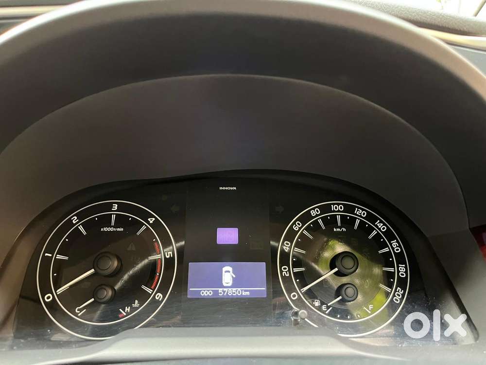 Toyota Innova Crysta 2.8 Gx At, 2017, Diesel