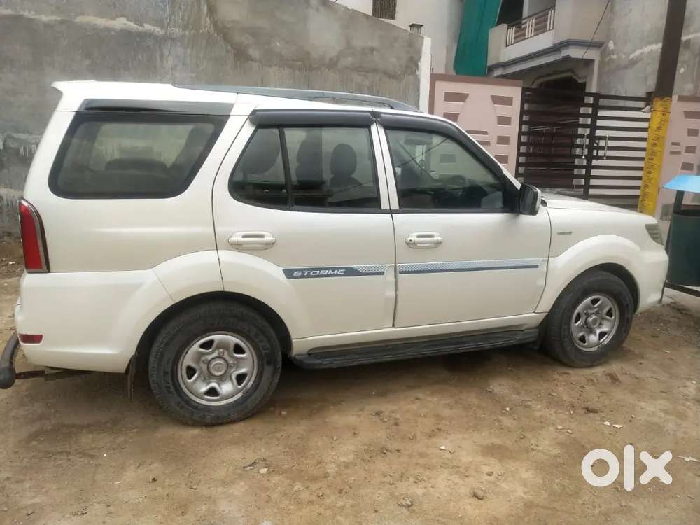 Tata Safari Storme 2016 Diesel Manual Second Owner