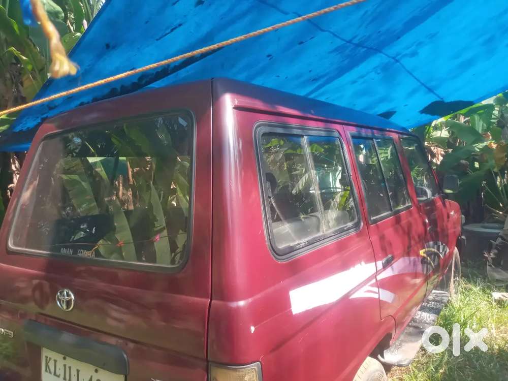 Toyota Qualis 2000 Diesel Well Maintained