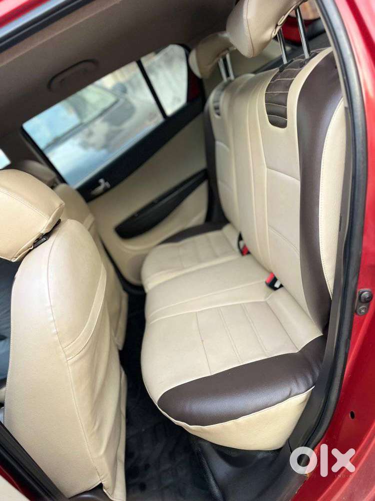 Hyundai I20 Sportz 1.4 Crdi 6 Speed Bs-iv, 2012, Diesel