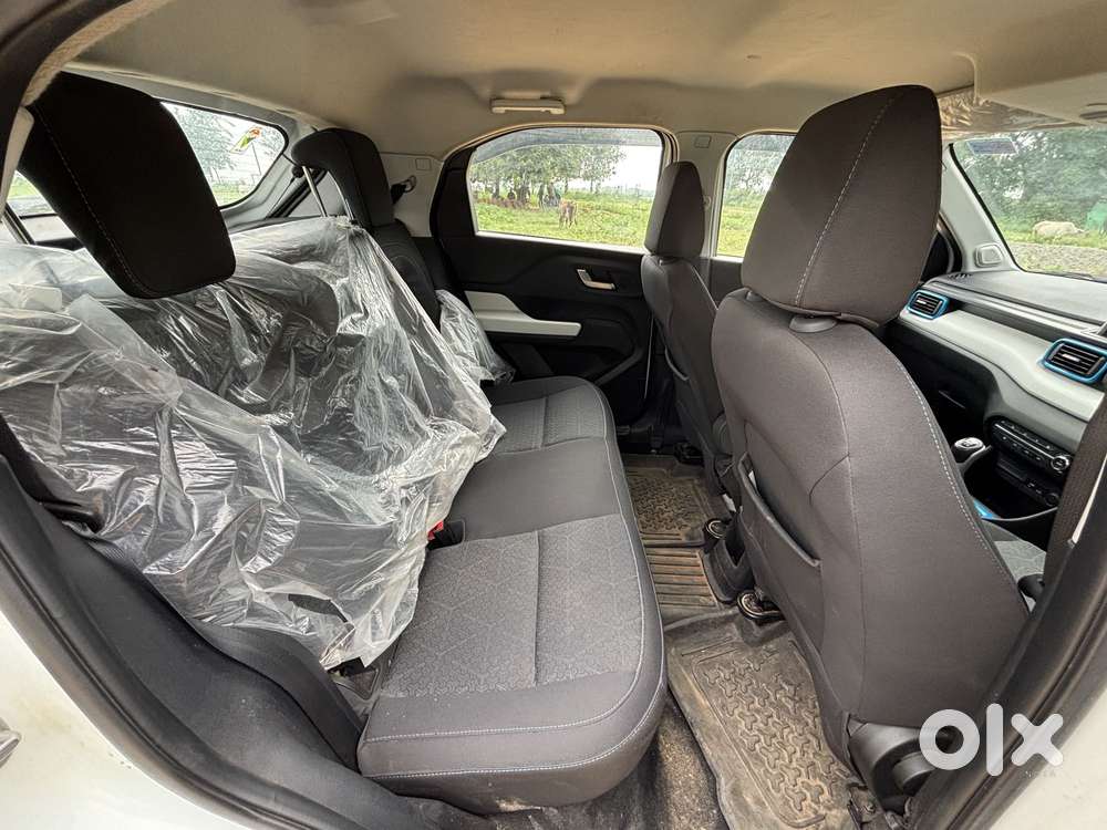 Tata Punch Creative Flagship Dual Tone Mt, 2024, Petrol