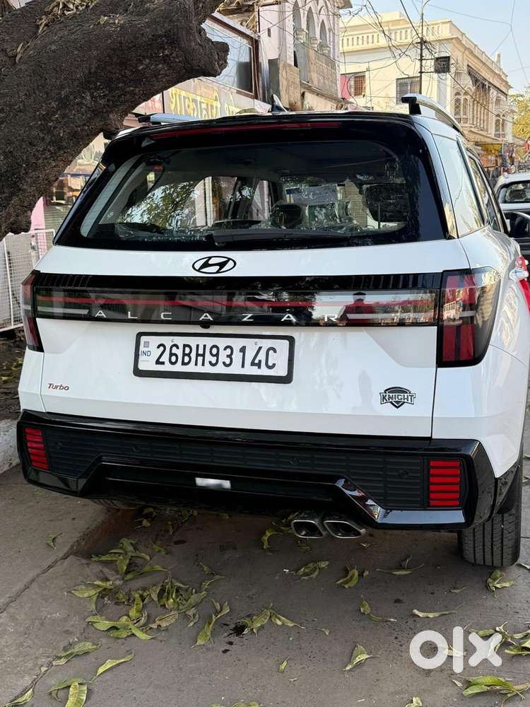 Bh Reg. Hyundai Alcazar Knight Edition Dct Automatic Petrol 2100 Km