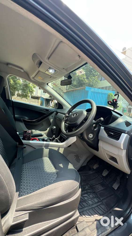 Tata Nexon 1.5 Revotorq Xm (s), 2019, Diesel